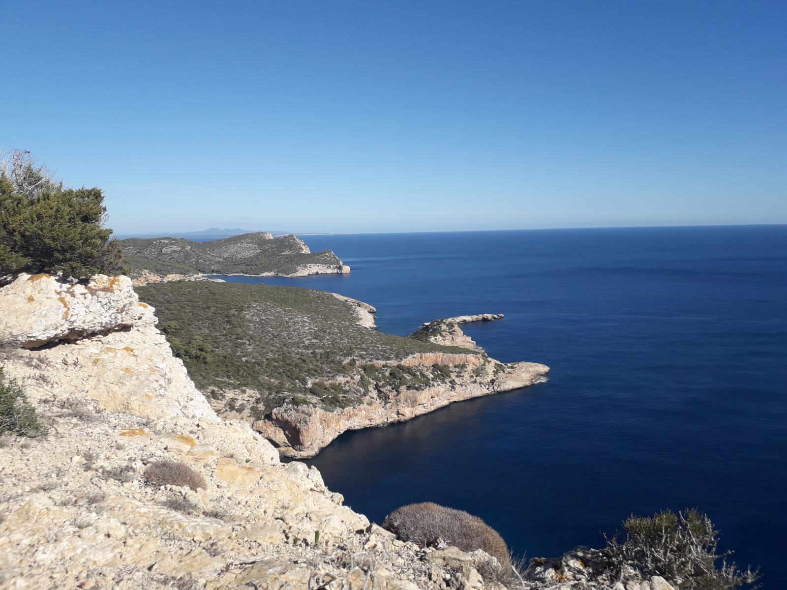 Parte de la costa del Parque Nacional del Archipiélago de Cabrera. Imagen: Miteco