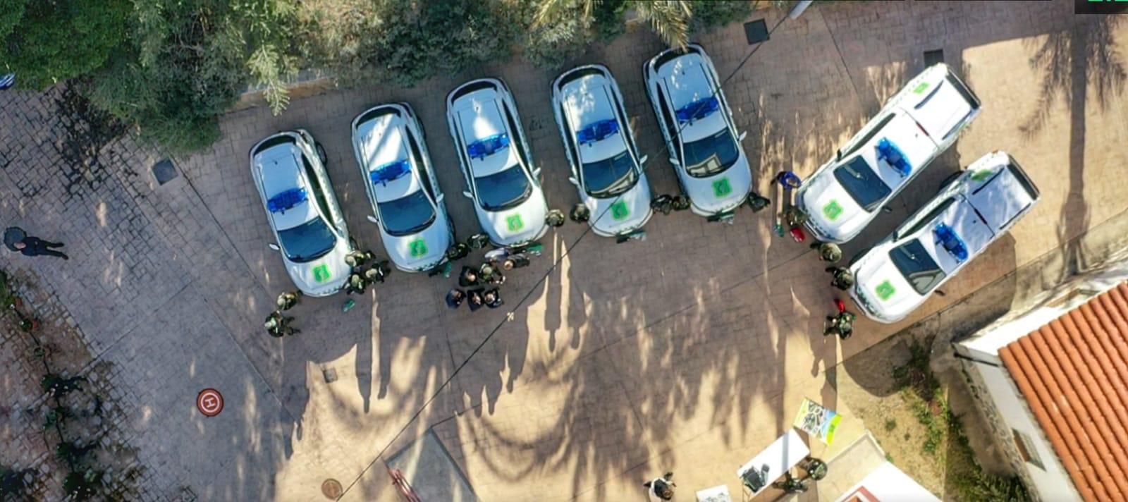 Vista aérea de los nuevos vehículos de los agentes ambientales. Imagen: CARM