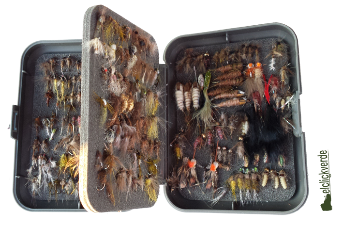 Colección de moscas hechas a mano por Juan Carlos Cardesín.