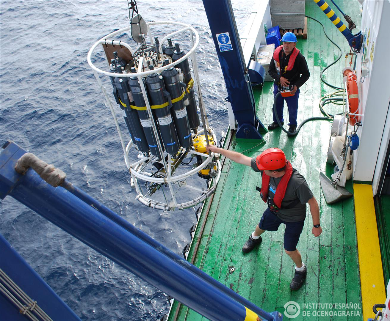 La roseta oceanográfica es el instrumento estrella de la oceanografía. Imagen: IEO